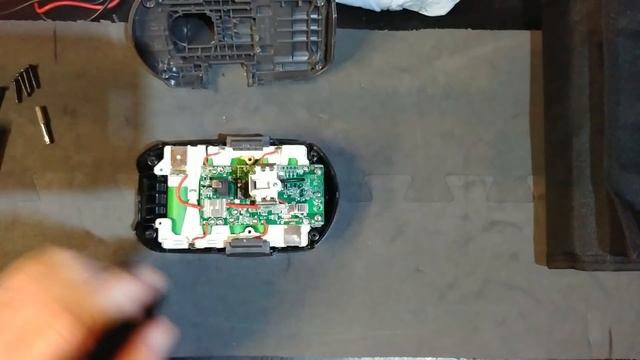 Ryobi Battery Not Charging - repair a Ryobi & Lithium batteries - easy fix - dead ryobi battery смотреть онлайн