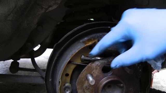 How to Replace Brake Wheel Cylinder in Your Car смотреть онлайн