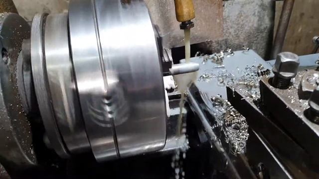 Нарезка резьбы М14. смотреть онлайн