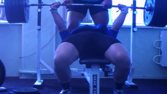 жим в майке 220 смотреть онлайн