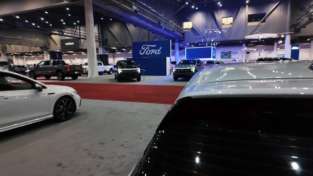 Exploring the 2024 Houston Auto Show | Part 1 смотреть онлайн