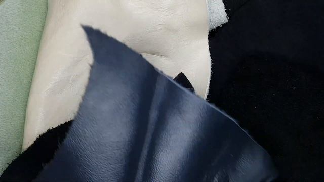 ТЦ Садовод. Натуральная Кожа. Купила кусочки кожи дёшево. смотреть онлайн