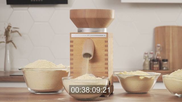 Цельнозерновая мука в домашних условиях. Делаем много и при этом из кукурузы. Без монтажа. смотреть онлайн