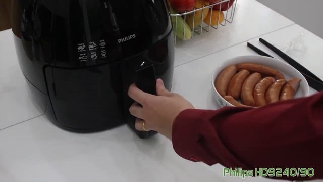 XÚC XÍCH ĐỨC CHIÊN || NỒI CHIÊN KHÔNG DẦU PHILIPS HD9240/90 || EU House #12 смотреть онлайн