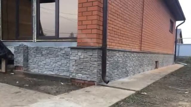 Цокольные и фасадные фибробетонные панели для дома Royal Brick смотреть онлайн