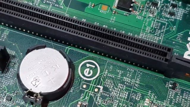 PODE USAR DESENGRIPANTE NA PLACA MÃE ? (O FAMOSO WD-40 ) смотреть онлайн