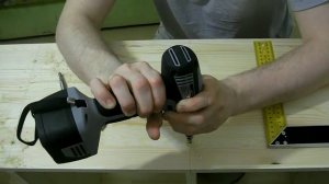 Делаю отверстие под евровинт хитрым сверлом от "Практики"