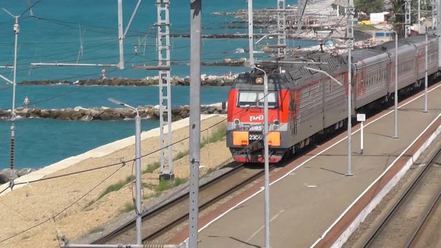 2ЭС4к-083 с поездом №014 Саратов - Адлер / 2ES4k with train №014 Saratov - Adler смотреть онлайн
