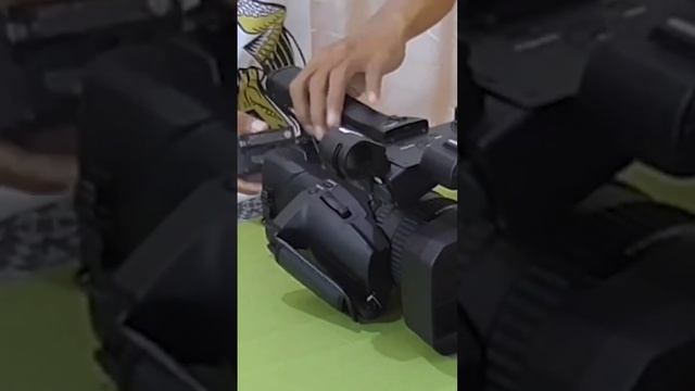 Unboxing Handrycam Sony HXR NX100 #belanjaonline смотреть онлайн