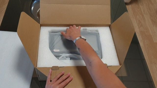 UNBOXING _ Infotainment x Maserati GranTurismo смотреть онлайн