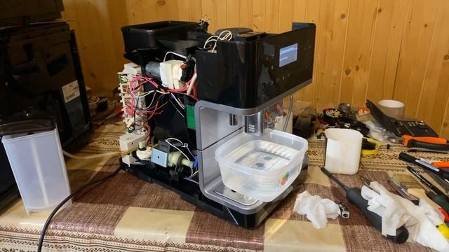 Безкінечна промивка Miele CM6300/6350/6100. Помилка декальцінаціі. смотреть онлайн