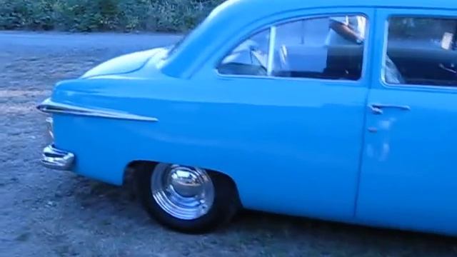 1951 Ford Deluxe 2 Door - V8 Flathead смотреть онлайн