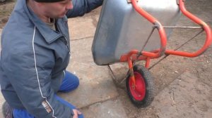 Как усилить садовую ТАЧКУ Простой и надёжный способ