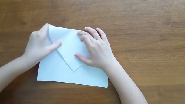 Делаем бумажный самолетик смотреть онлайн