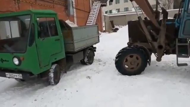 Тест ИФА 25 мультикар с загрузкой снега..mp4