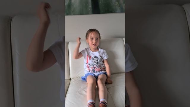 Е.Евтушенко Я разный. Читает Эрика Фабриций. #дети#стихи#стихотворения#евтушенко смотреть онлайн