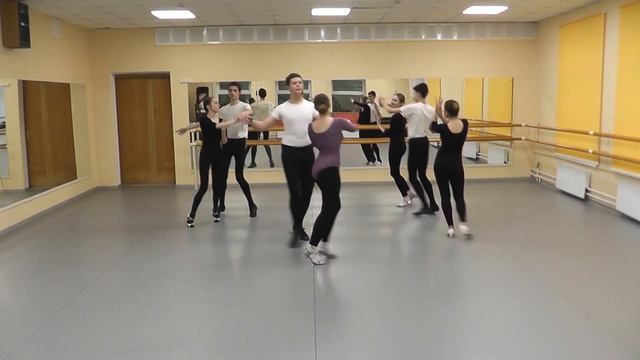 Самба.Круговое упражнение "Крисс кросс"(Беседа 95) смотреть онлайн