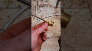 дровокол гидравлический из домкрата и компрессор холодильника DIY