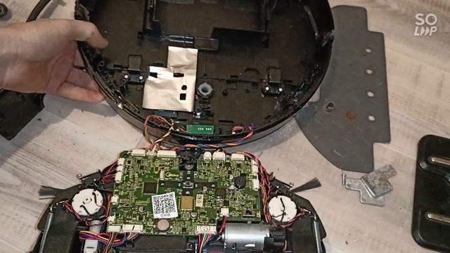 Разборка робота-пылесоса Samsung VR05R5050WK . Пишет 3 раза и никуда не едет. смотреть онлайн