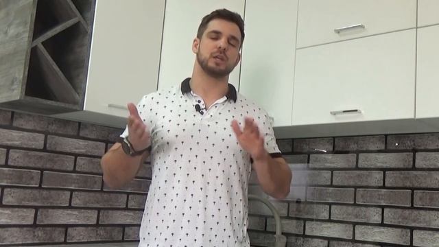 8 признаков несовременной кухни или Как сделать "Колхозную" кухню [Александр Солопенко] смотреть онлайн