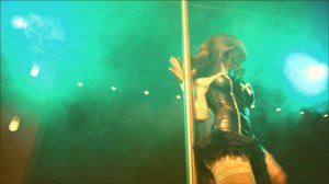 Универ. Новая общага: Юля Семакина танцует стриптиз