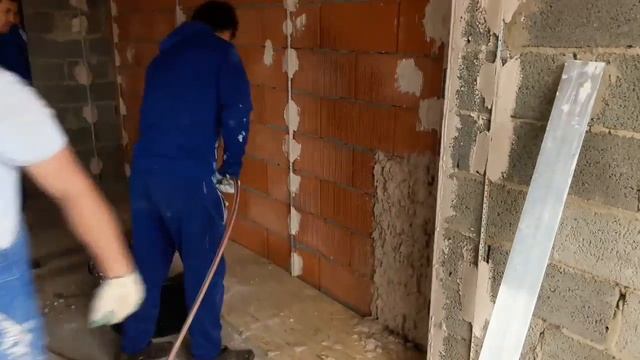 Штукатурка стен по маякам с использование "knauf MP 75" смотреть онлайн