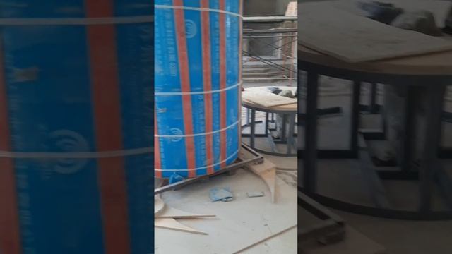 Устанавливаем аквариум на основание. Аквариум цилиндр 3500л. смотреть онлайн