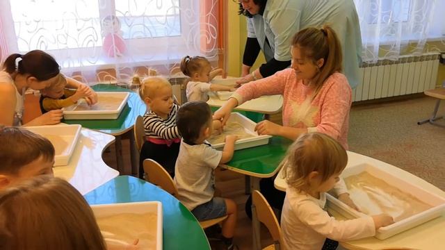 Пелагея в детском саду занятия с песком. смотреть онлайн