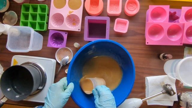 Запахи весны и мыльное настроение смотреть онлайн