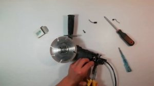 Замена щеток на болгарке HITACHI 13SR3