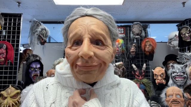 Mary the Librarian смотреть онлайн
