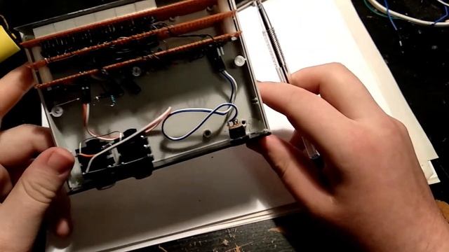 Самодельный стробоскопический тюнер / DIY Strobe Tuner смотреть онлайн