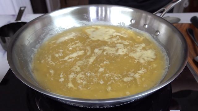 Homemade KFC Gravy| KFC Style Gravy Recipe | 11 Herbs and Spices Gravy | Colonel Sanders Gravy смотреть онлайн