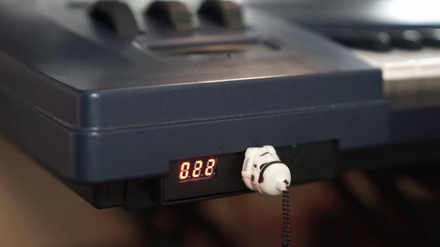 How to install a USB Floppy Drive Emulator in an old keyboard (Yamaha EX5) смотреть онлайн
