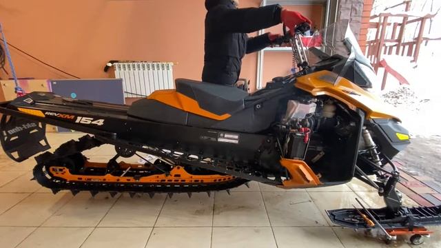 Ski-Doo | Stock vs. GGB | Exhaus | Ceramic Mountain Muffler | 2013-2017 | 762-1253 | BRP