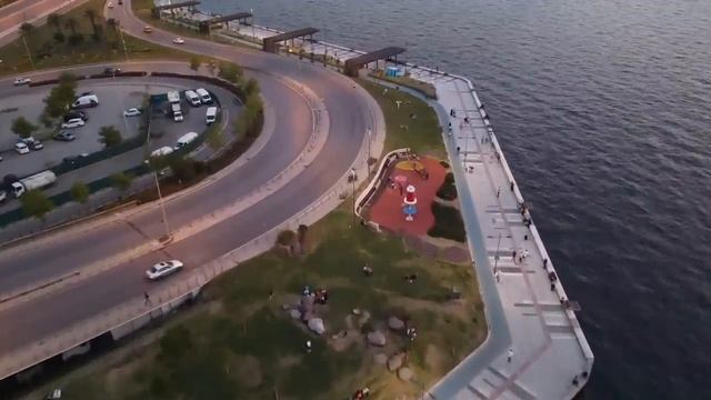?В ИЗМИРЕ. У ДРУГА В ГОСТЯХ смотреть онлайн