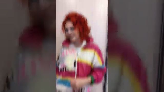 Ретро образ 90-х, кто в теме? #настольгия #ретро #90s #бьютиблог #девушка #идеямакияжа смотреть онлайн