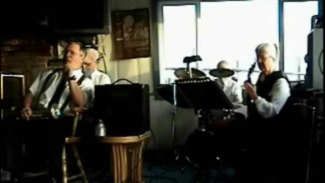 THE YACHT CLUB BAND смотреть онлайн