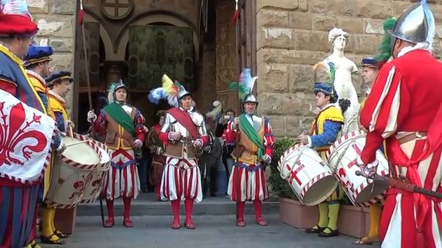 CAMBIO DELLA GUARDIA - Palazzo Vecchio Firenze - Italia смотреть онлайн