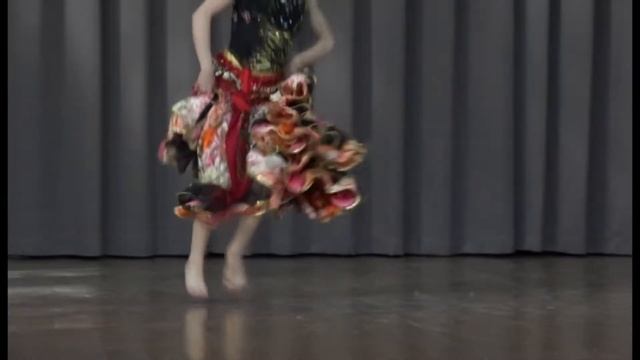 ЦЫГАНСКИЕ ТАНЦЫ - "Дорогой длинною", "Цыганочка" (промо).Елена Дружнова (Хеста Хариста) смотреть онлайн