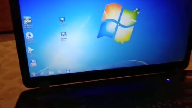 Ноутбук Dell Vostro 1015 смотреть онлайн