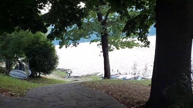 Лёгкий ужин у озера Маджоре (Lago Maggiore). Швейцарцы в Италии. смотреть онлайн