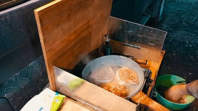 Весенний отдых вдвоем на берегу живописного водоёма. асмр смотреть онлайн