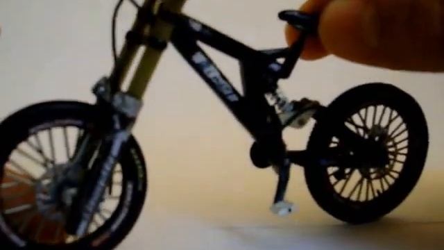 Самодельный Фингер байк Specialized Big Hit