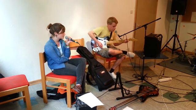 Narcissus & Echo - Seaside (The Kooks Cover) смотреть онлайн