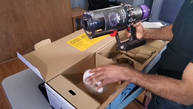 Dyson V11 Absolute Unboxing