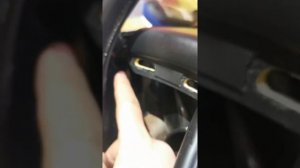 чистим дренаж  люка Porsche Caen у всех моделей.