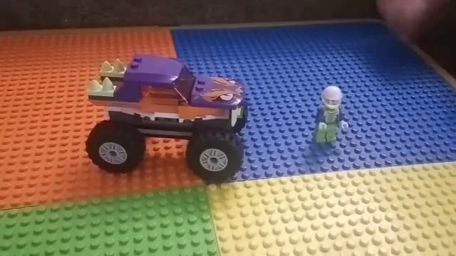 Собираем с Тимофеем  конструктор LEGO City Great Vehicles Монстр-трак 60251 🏜️