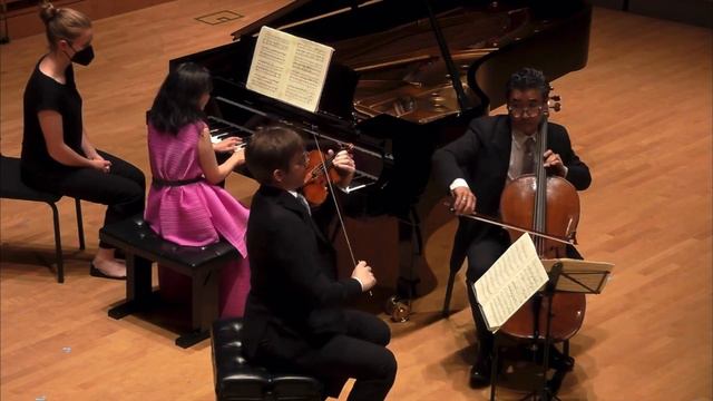 Horszowski Trio | Smetana Piano Trio in G Minor, Op. 15 смотреть онлайн