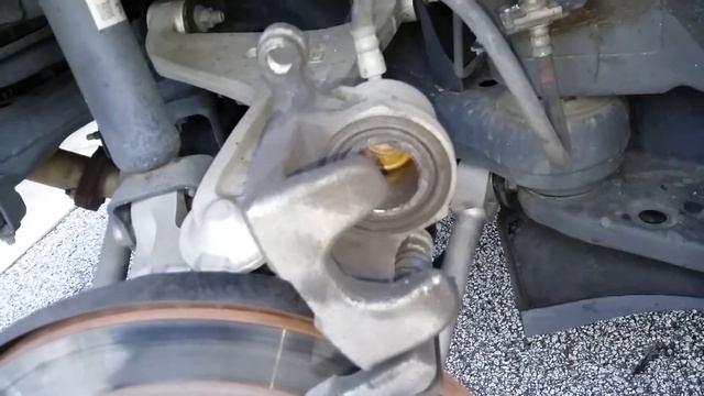 INFINITI Q60 2017 REAR BRAKE PADS REPLACEMENT смотреть онлайн
